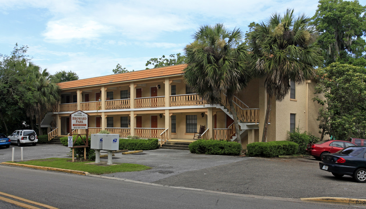 Broward Park Apartment in Tallahassee, FL - Building Photo