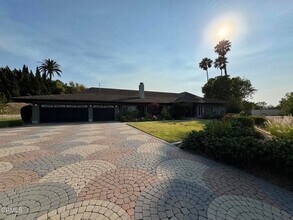 620 Trueno Ave in Camarillo, CA - Foto de edificio - Building Photo