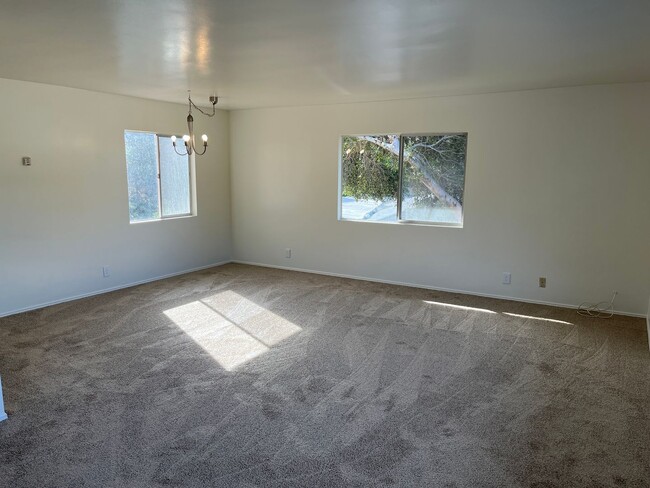 206-210 Vista Glen Ln in Vista, CA - Building Photo - Building Photo