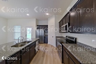 105 Teddy Ln in Lafayette, LA - Building Photo - Building Photo