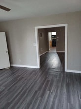 3305 E 19th St in Kansas City, MO - Building Photo - Building Photo