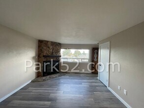 5010 N Defiance St in Tacoma, WA - Building Photo - Building Photo