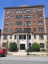 2003 Commonwealth Ave, Unit 27 in Boston, MA - Foto de edificio - Building Photo