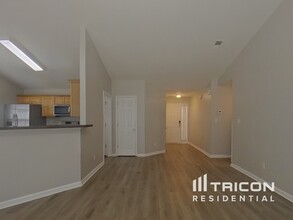 425 Eglington Tr in Locust Grove, GA - Building Photo - Building Photo