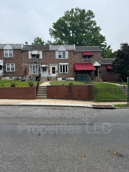 1017 Windsor Rd in Collingdale, PA - Building Photo