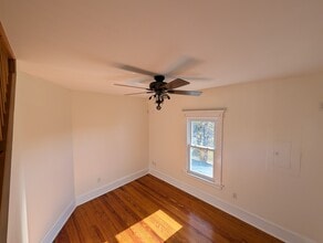 446 New Haven Ave in Derby, CT - Building Photo - Building Photo