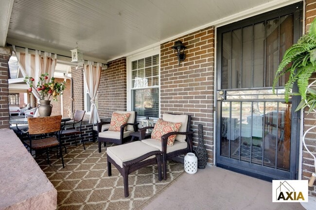 747 S Downing St in Denver, CO - Building Photo - Building Photo