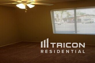 3224 N Woodburne Dr in Chandler, AZ - Building Photo - Building Photo