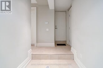 132 Cameron Ave in Toronto, ON - Building Photo - Building Photo