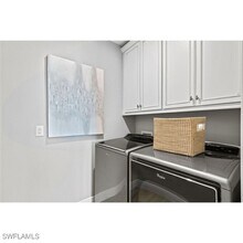 4683 Arboretum Cir in Naples, FL - Foto de edificio - Building Photo