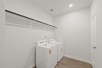 21002 Armstrong County Dr in Cypress, TX - Foto de edificio - Building Photo