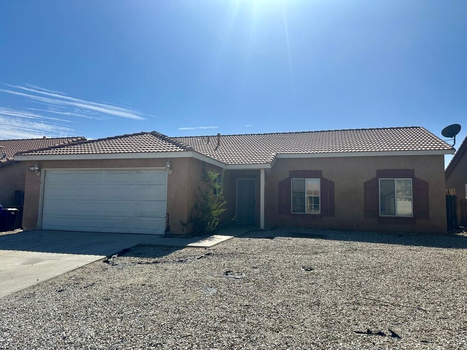 11017 Pemberton Way in Adelanto, CA - Building Photo