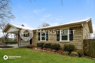 7527 Manslick Rd in Louisville, KY - Building Photo - Building Photo