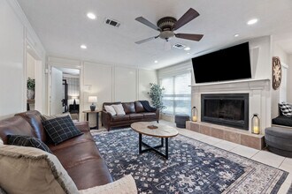 9123 Kerr Dr in Tomball, TX - Building Photo - Building Photo