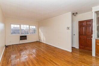 18 Paerdegat 13th St in Brooklyn, NY - Building Photo - Building Photo