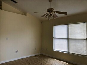 7698 Pine Fork Dr in Orlando, FL - Building Photo - Building Photo