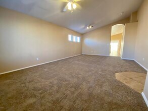 8259 N 112th Ave in Peoria, AZ - Building Photo - Building Photo