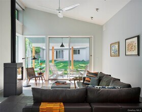 425 Lake Dr in Rhinebeck, NY - Building Photo - Building Photo