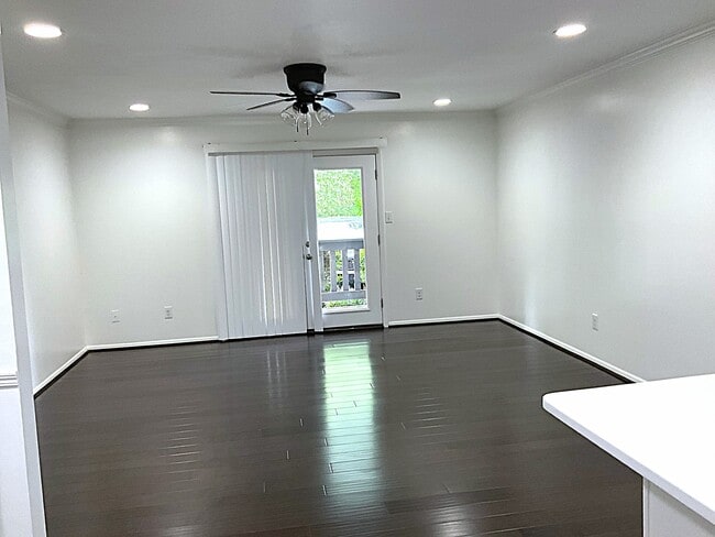 1001 Woodland Vlg, Unit 1001 in Vestavia Hills, AL - Foto de edificio - Building Photo