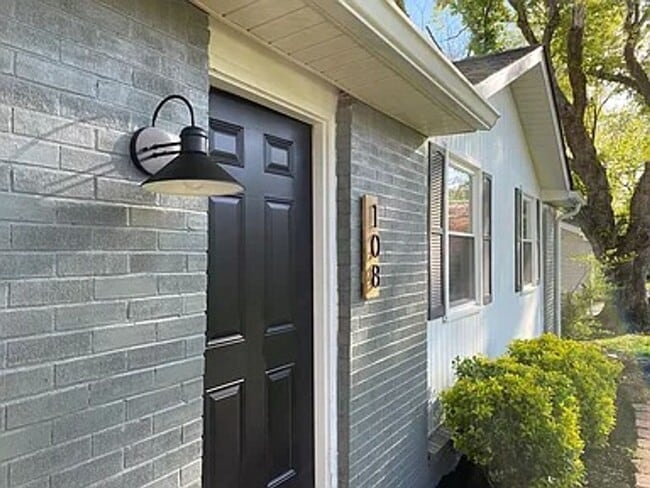 108 Storybook Dr in Clarksville, TN - Building Photo - Building Photo