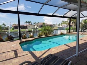 2100 Aqui Esta Dr in Punta Gorda, FL - Building Photo - Building Photo