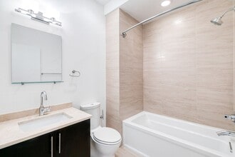 919 N 5th St in Philadelphia, PA - Building Photo - Building Photo