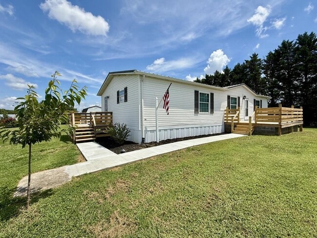 property at 560 Jimmy Johnston Rd