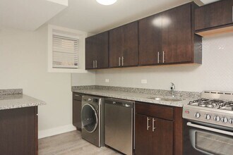 434 W Belden Ave in Chicago, IL - Building Photo - Building Photo