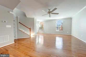 43022 Spyder Pl in Chantilly, VA - Building Photo - Building Photo