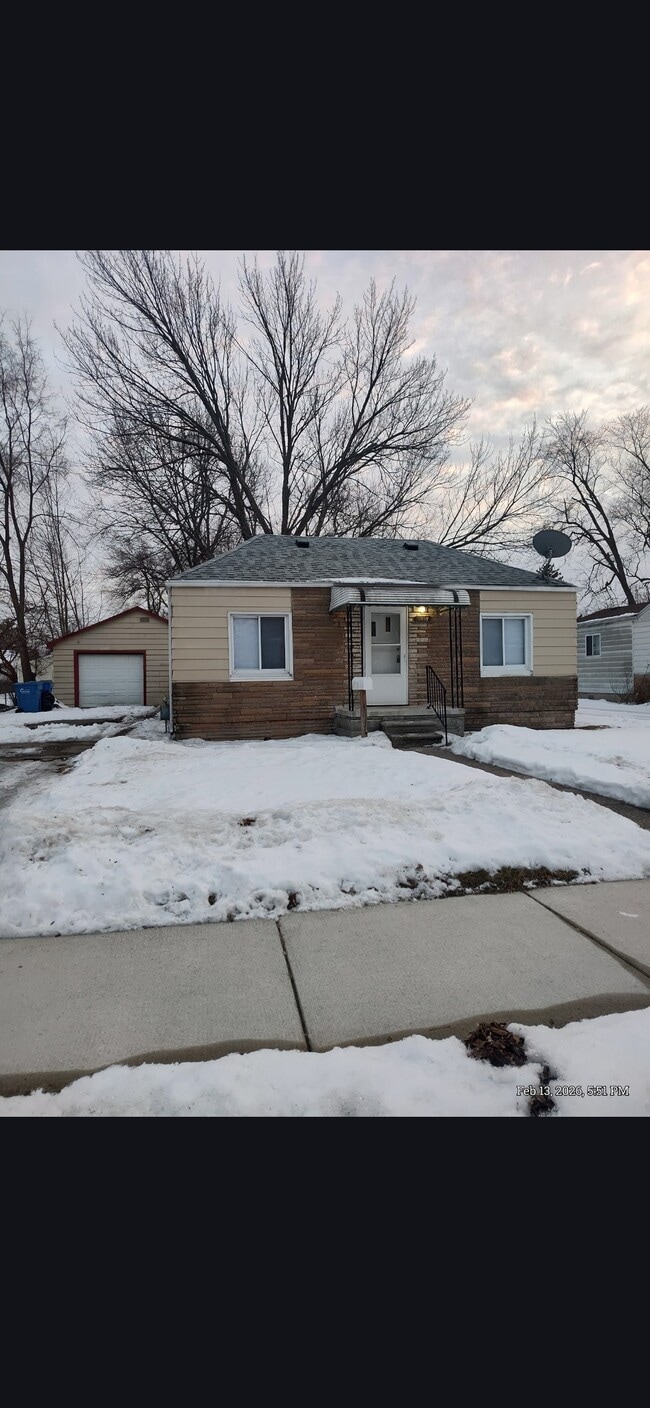 property at 11052 Chapp Ave