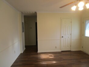 1025 Jessamine Trail in Sumter, SC - Building Photo - Building Photo