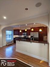 736 W Addison St, Unit 2 in Chicago, IL - Building Photo - Building Photo