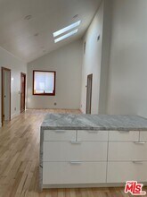 1806 Effie St in Los Angeles, CA - Building Photo - Building Photo