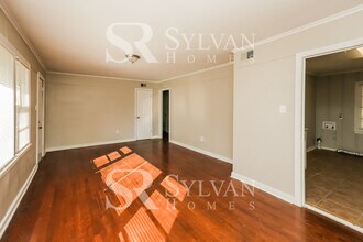 540 Meadowview Dr in Jackson, MS - Building Photo - Building Photo