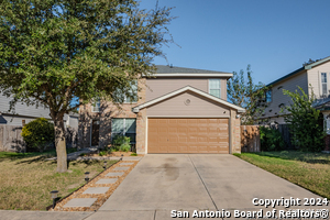 9003 Harbour Town in Selma, TX - Building Photo