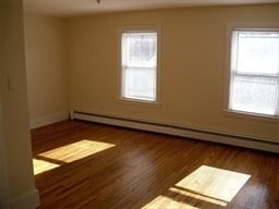 2 Evergreen St in Kingston, MA - Building Photo - Building Photo
