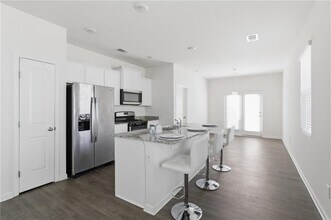 5515 Foxglove Wy in Oakwood, GA - Building Photo - Building Photo