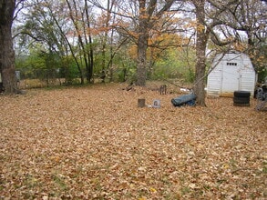 1533 N Sunrise Dr in Bowling Green, KY - Building Photo - Building Photo