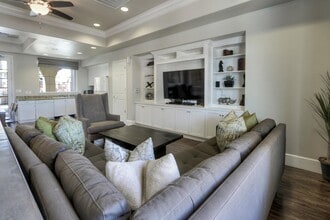 Village at Henderson in Porterville, CA - Building Photo - Building Photo
