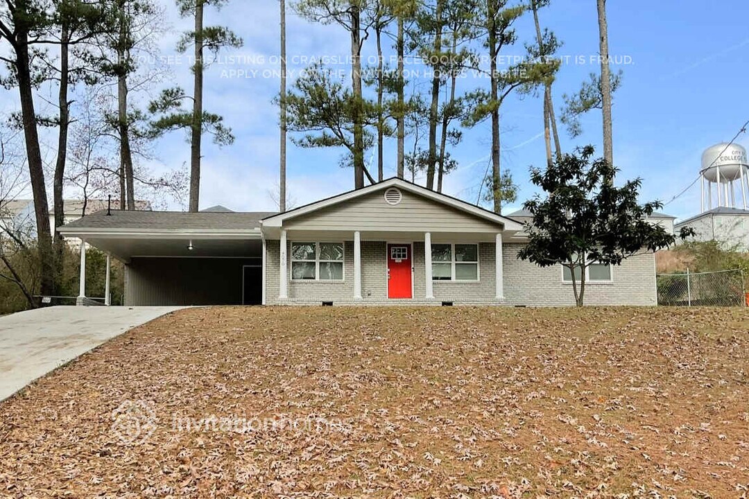 4070 Jesse A. Dent Jr. Rd in Atlanta, GA - Foto de edificio