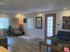 4827 Saturn St in Los Angeles, CA - Building Photo - Building Photo