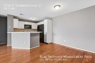1510 Summerchase Ct in Reston, VA - Building Photo - Building Photo