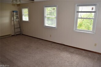 1 2 High St in St. Clairsville, OH - Building Photo - Building Photo