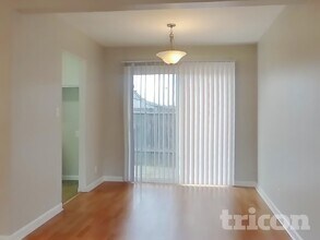 362 Rio Del Mar in American Canyon, CA - Foto de edificio - Building Photo