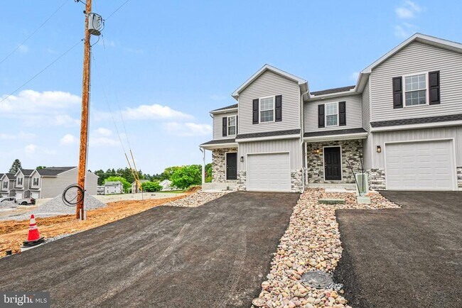 22 Sand St in Lebanon, PA - Building Photo - Building Photo
