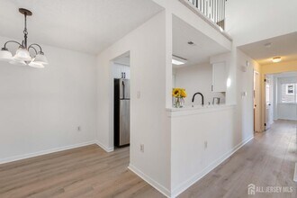 7518 Tamarron Dr in Plainsboro, NJ - Building Photo - Building Photo