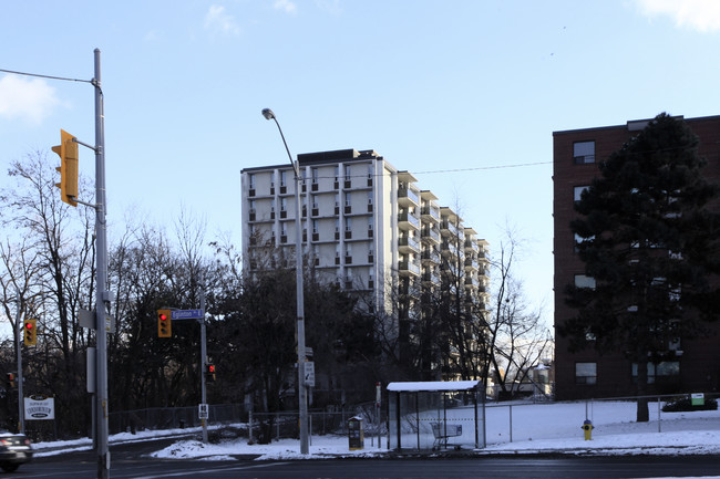 Versailles Court in Toronto, ON - Building Photo - Primary Photo