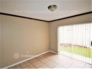 4721 SW 153rd Terrace in Miramar, FL - Foto de edificio - Building Photo