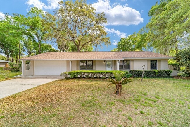 property at 2220 NE 41st St