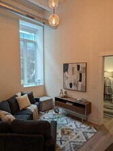 1453 Maple Ave in Evanston, IL - Building Photo - Building Photo